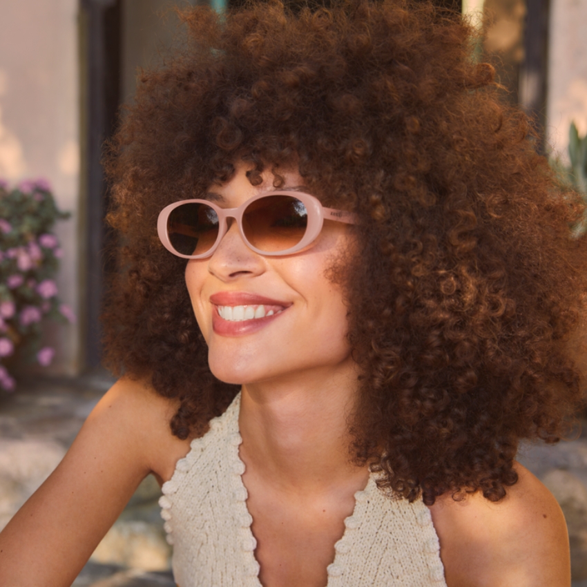 Embrace The Vintage Vibe With Oval Sunglasses 
