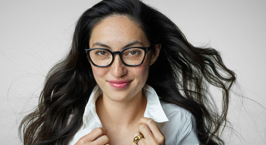Professional Chic: Cat Eye Frames for the Workplace