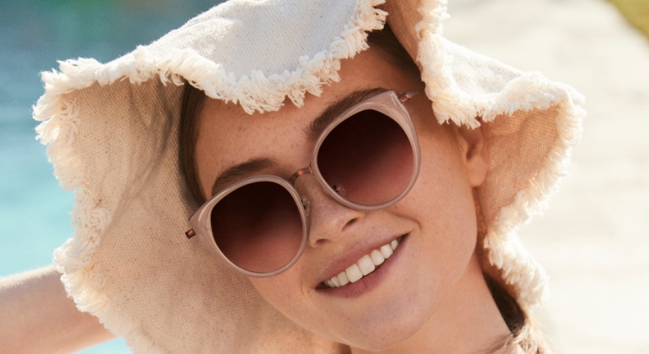 Poolside Cool-side: Sunglasses for Your Next Pool Party
