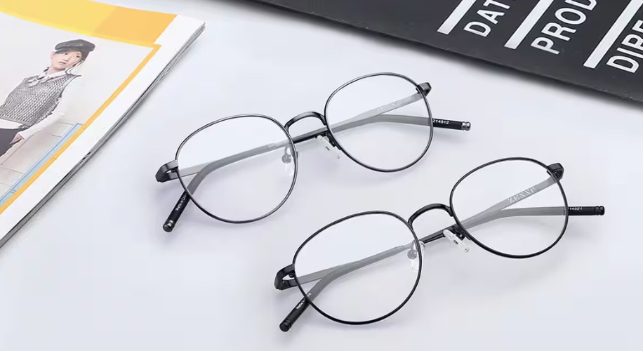 Frame Harmony: Elevating Your Look with Glasses for a Square Face Shape from Zenni