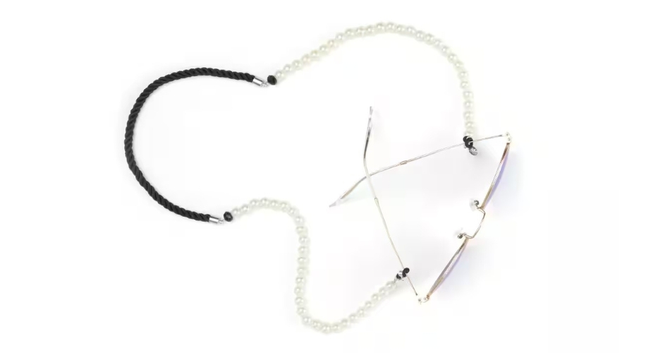 Accessorize Your Accessories: Elevate Your Style with Zenni Glasses Chains