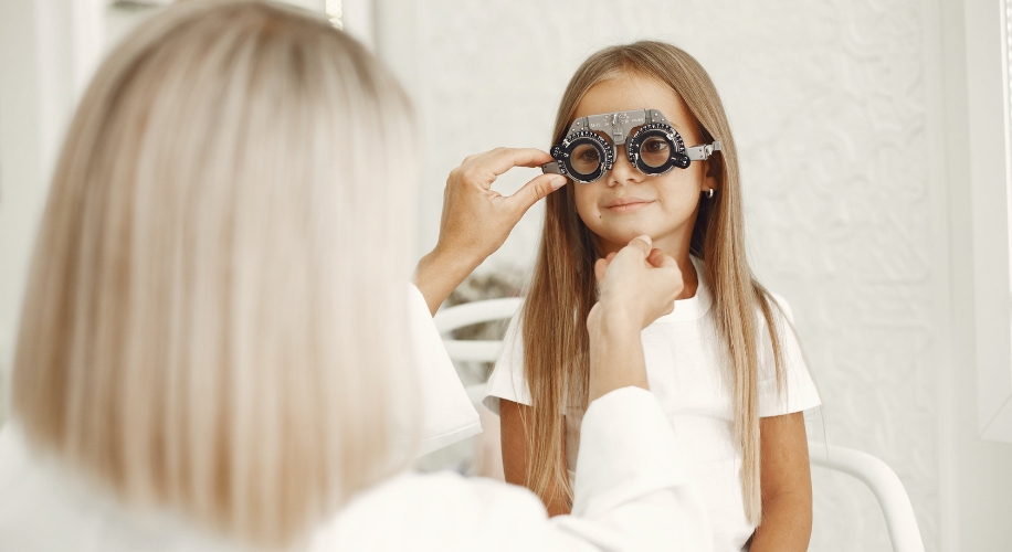 Decoding Pupillary Distance: A Key to Perfectly Fit Glasses