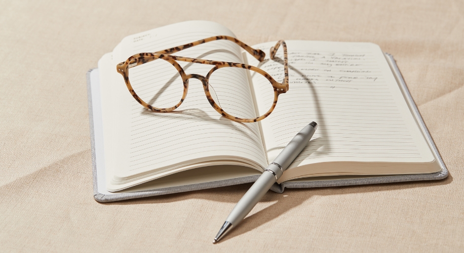 Affordable and Stylish Reading Glasses: An Essential Accessory