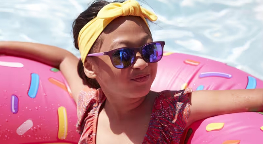 Get Ready to Make a Splash: Sunglasses for Your Next Pool Party!