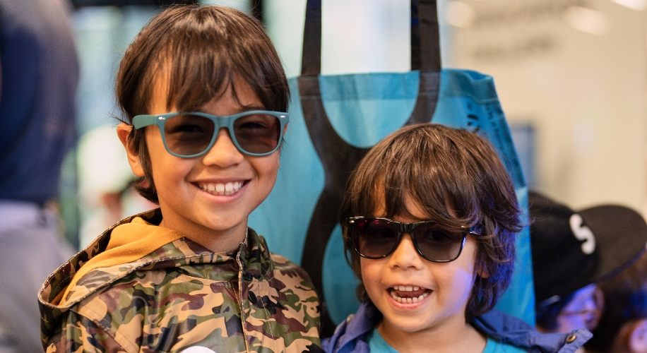 Zenni donates sunglasses to children