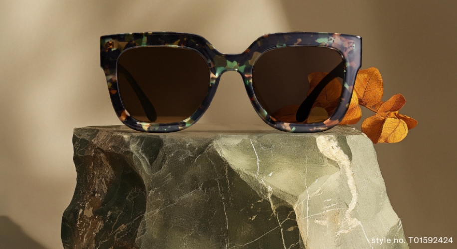 Bold, patterned square-frame sunglasses; style no. T01592424.